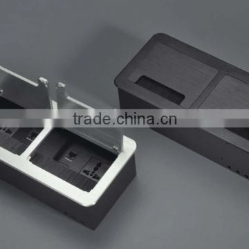 China Manufacturer Wholesale Flipping Up Desktop Socket with USB Charger