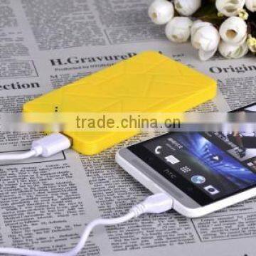 Slim portable power bank polymer rechargerable power bank with 4000mah