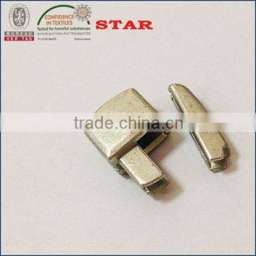 Zipper insertion pin and box for 5# nylon zipper open end