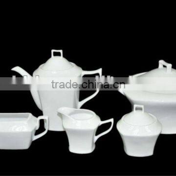 Plain white porcelain dinner set