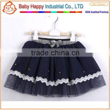 wholesale top selling cool minion fancy soft touch satin fashion style baby infant bloomer