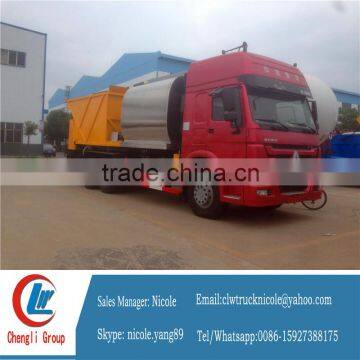 Asphalt Chipsealer road repair truck