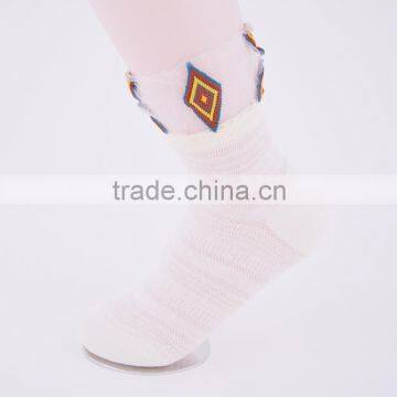 The small white socks lady 200N fashion socks with see through ruffle welt