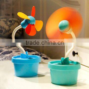 China hot sales gift item plastic quiet usb table mini electric cold air fan