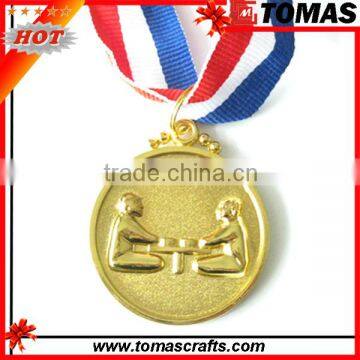 China manufacture medal of honor gold plated custom trophies