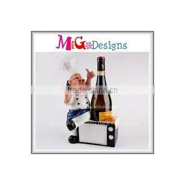 hot sales polyresin fashion chef shaped welcome OEM wine storage rack