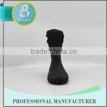 High Quality Low Price Latest Design Waterproof Rubber Boots for Dogs photo-2