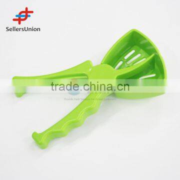 2016 newest design No.1 Yiwu agent commission hot sale Common Green Lemon Juicer