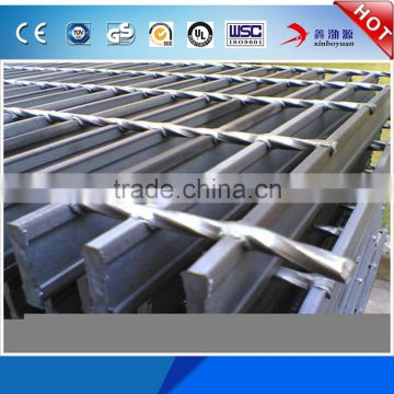 Wholesale Metal Grid Flooring Serrated Plain Type I-Shape 32x5 and Customize Stainless Steel Grate Light Grating