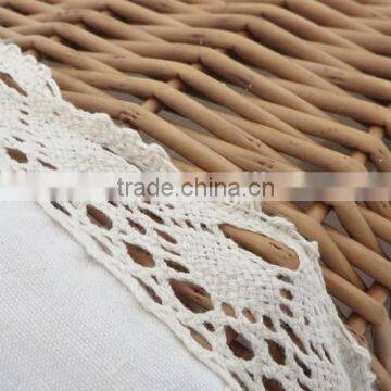 Handmade Cheap Wicker Picnic Basket With Lid for Family photo-3