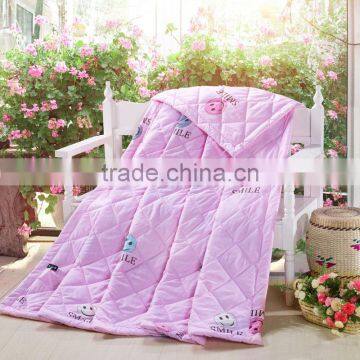2016 Lovely Cartoon Style Summer Comforter Quilts Blanket/pink Smile Design/twin Full Queen King Size Quilts photo-2