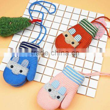 TC13020 Cheap Cut Fashion Winter Warm Kid Mitten Gloves New Style Knitting Pattern String Kids Mitten Wholesale photo-6