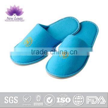 Custom logos man slipper for wholesales