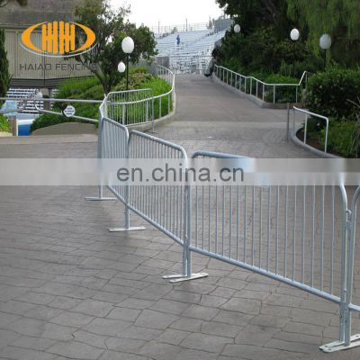 Hot sell crowd control barrier fence panels barrier gate price