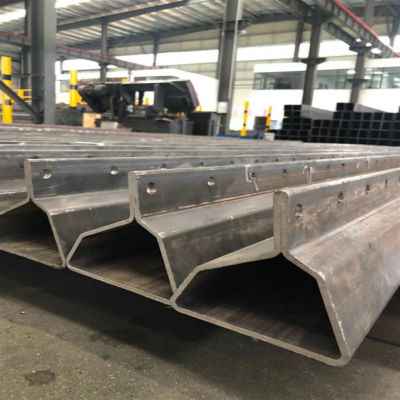 ASTM A106 Seamless Special-Shaped Steel Pipe in Various Dimensions photo-1