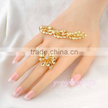 Various designs style fashion artificial fancy chain hand ring bracelet for girls