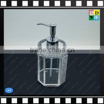 Bathroom Accessories of Acrylic Decorative Bathroom Lotion Pump Dispenser Bottle 500ml for Hotel/home