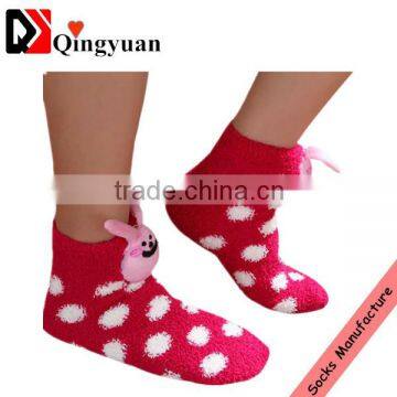 Wholesale custom winter thermal small dot cartoon young girl tube microfiber socks