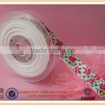 Flower print ribbons