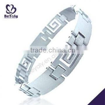 China Manufacturer 2015 latest stainless steel ladies stone bracelet watch