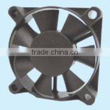 Taiwan TUV CE UL ROHS Certified Customized Small DC Axial Cooling Fan Plastic Impeller in 45x45x10.5mm with HIGH SPEED