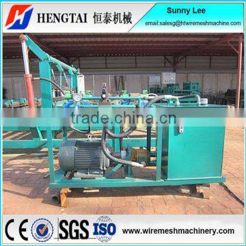 2016 Most Popular Large Diameter Semi-automatic Crimped Wire Mesh Weaving Machine