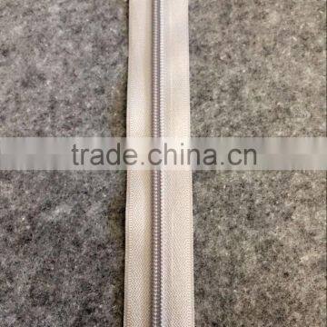 Customized Length 5# Water Proof Nylon Zipper Silver Finishing photo-5