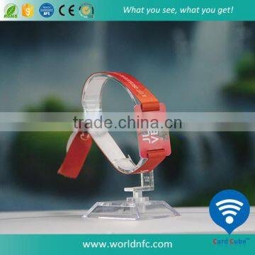 China Manufacturer OEM 13.56mhz Nylon RFID Bracelet photo-5
