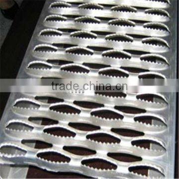 hot sale and sample free stainless steel checkered plate weight with all kinds of hole shape(China Manufacturer)