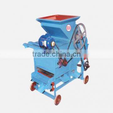 GROUNDNUT DECORTICATOR