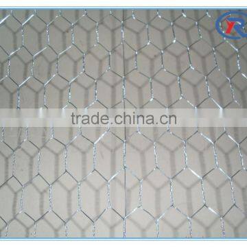 China Lowest Price Galvanized Hexagonal Wire Netting/decorative Chicken Wire Mesh photo-5
