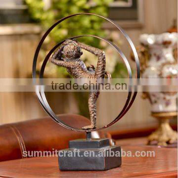 Decorative Hollow Out Resin Bronze Animal Monkey Statues photo-2
