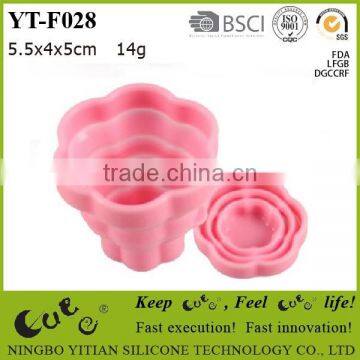 foldable silicone cup with flower shape