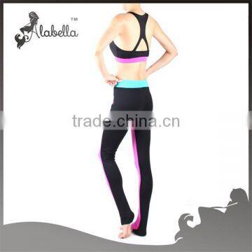 Containing High-Gade Fabric and Elegant Fashion Style Sport Yogawear photo-3