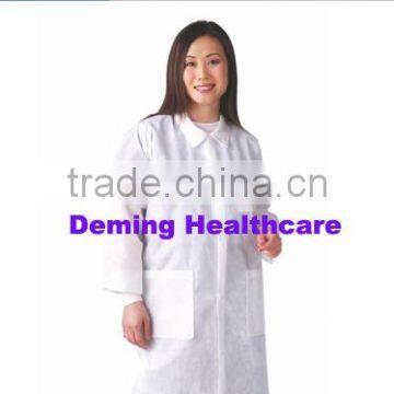 Disposable (polypropylene) pp Visitor gown/ Lab Coat with elastic cuff button snap
