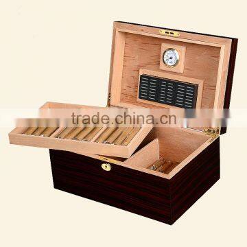 HUAXIN Customized made wooden humidor with a tray inside