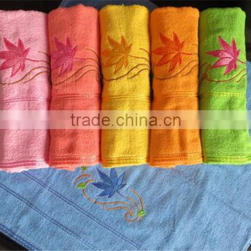 china factory supply solid color luxury embroidery towel set