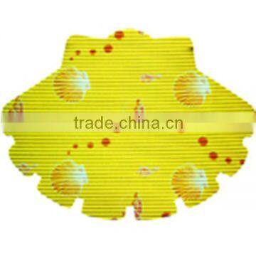 Hot sale Eco-friendly shell shaped bath mat with good quality