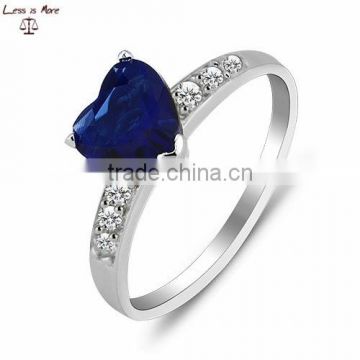 Fashion sterling silver cz heart ring with blue heart