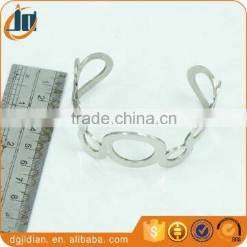 Stainless steel scissors bangle cuff bracelet