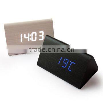 2015 New design fashion wood clock digital wooden clock