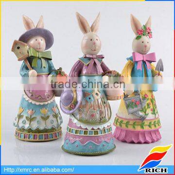 wholesale rabbits design resin cheap sculpture