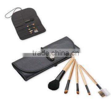 Cosmetic brush set