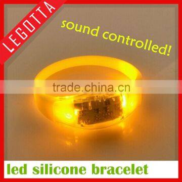 China Factory Supplier High Quality Cheap Bulk Sale Wholesale Led Bracelet photo-2