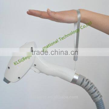 Lady / Girl Smart World Class Technology 808nm Diode Laser / Pigmented Hair High Performance Diode Laser / Diode Laser Hair Removal Machine Portable 50-60HZ photo-4