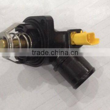 Coolant Flange 8200561420 With Plastic, Aluminum Material photo-3