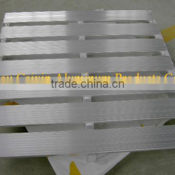 Store pallets, metal pallet, plastic pallet