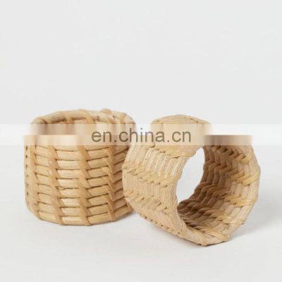 HOT sale Napkin rings in braided rattan WHolesale Customized Tableware set napkin holder rings wovenmade in Vietnam