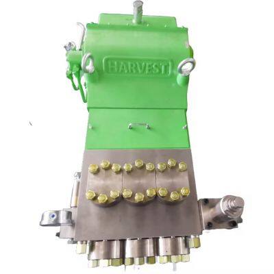 High flow high pressure water pump for ship cleaning