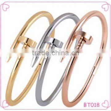 Wholesale latest design high quality chain simple cool stainless steel bracelet for women